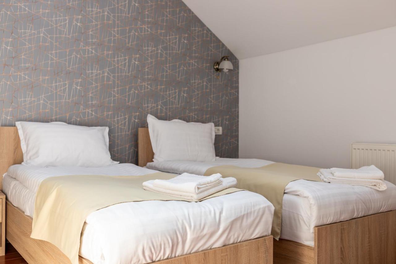 Marconi Guesthouse Hunedoara Dış mekan fotoğraf