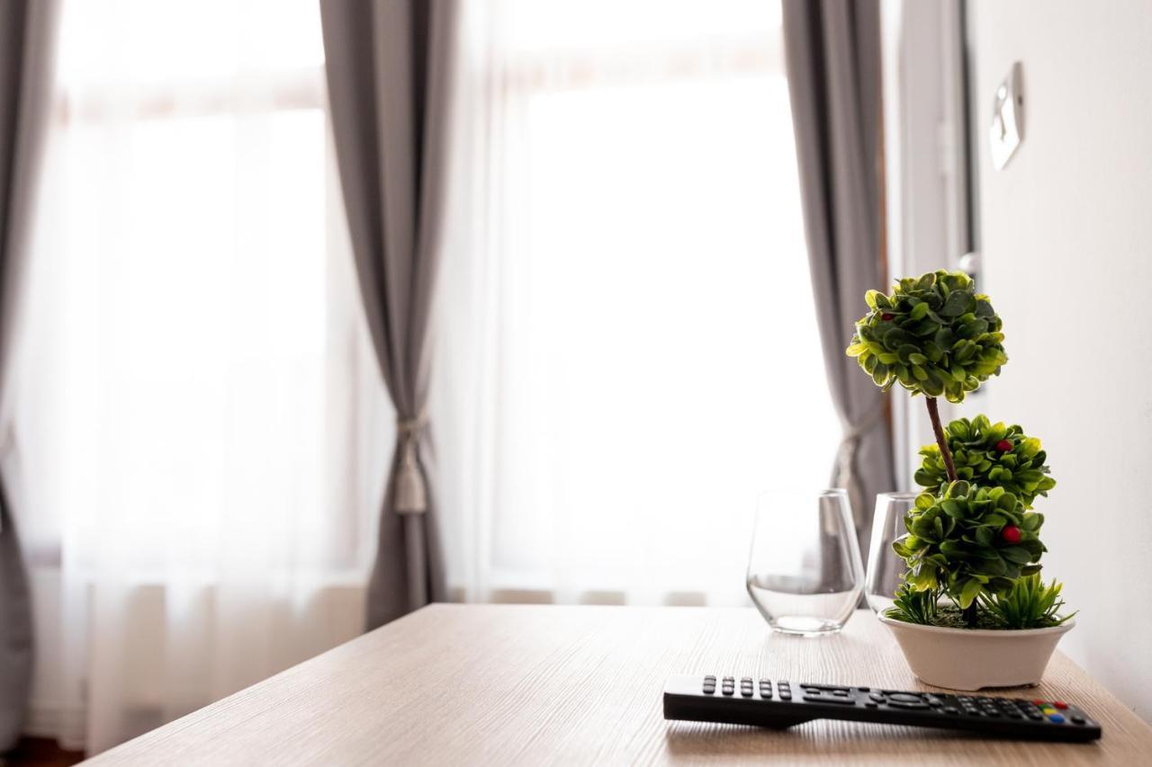 Marconi Guesthouse Hunedoara Dış mekan fotoğraf