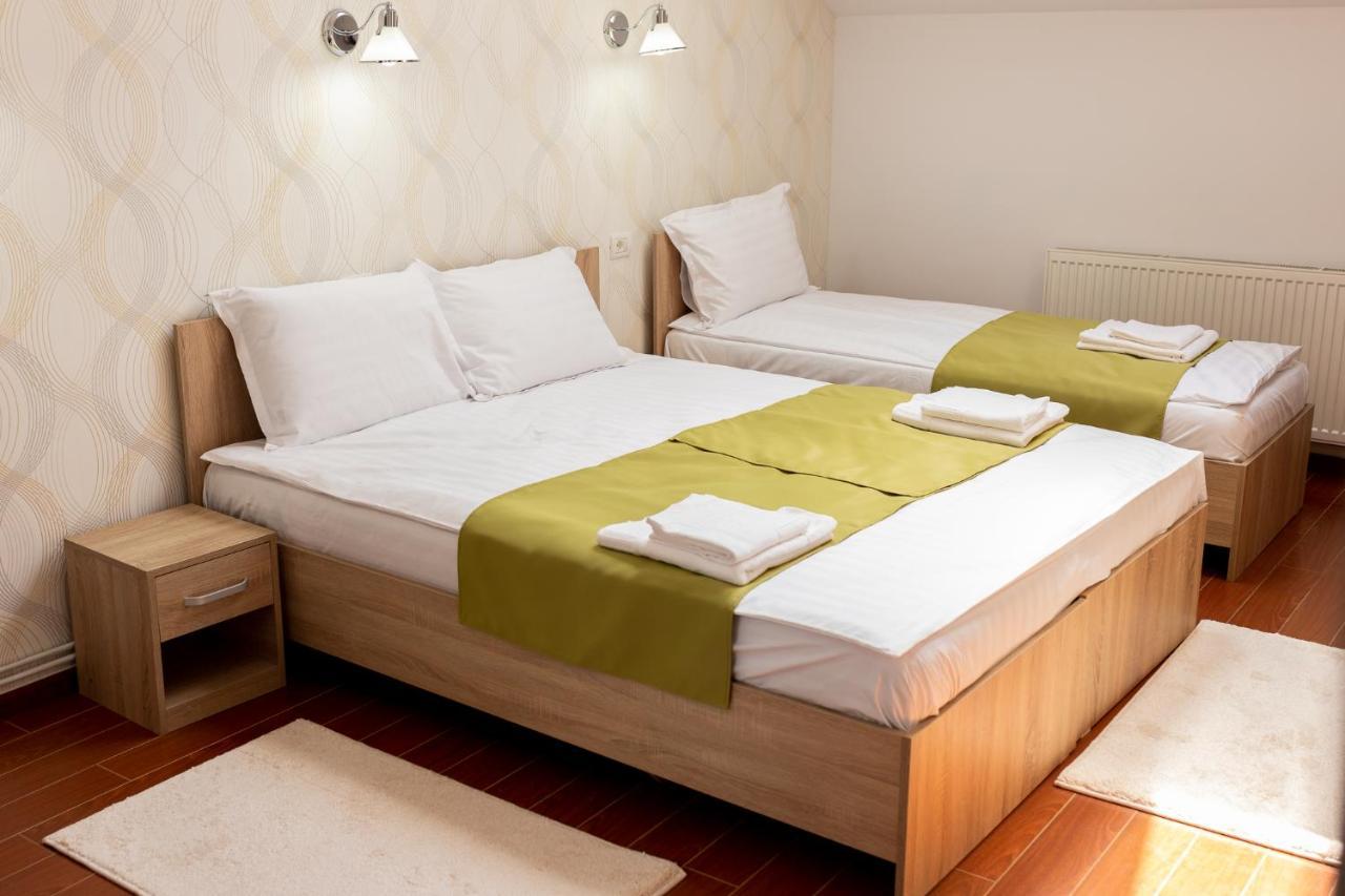 Marconi Guesthouse Hunedoara Dış mekan fotoğraf